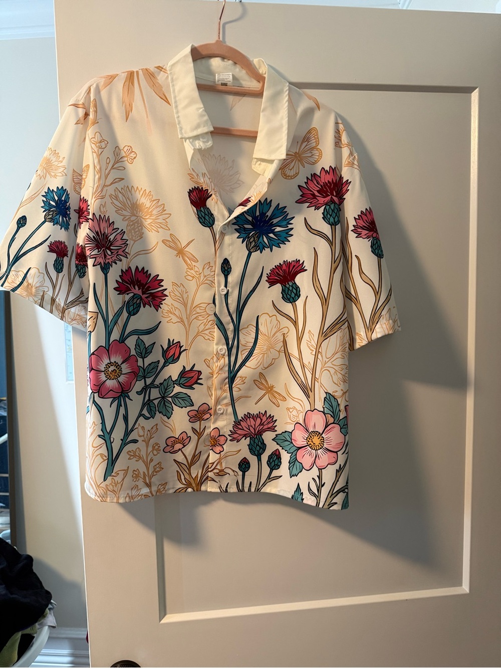 Floral Button-Front Short Sleeve Top in Cream and Multicolor